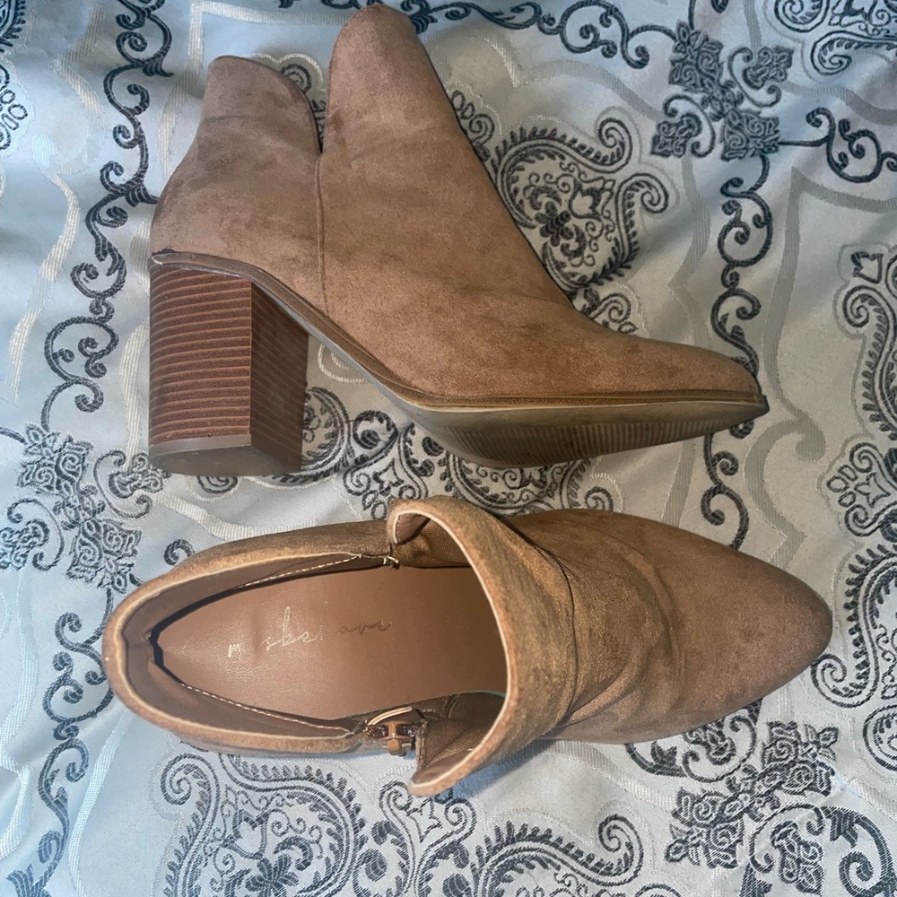 Camel Booties - Picture 3 of 4